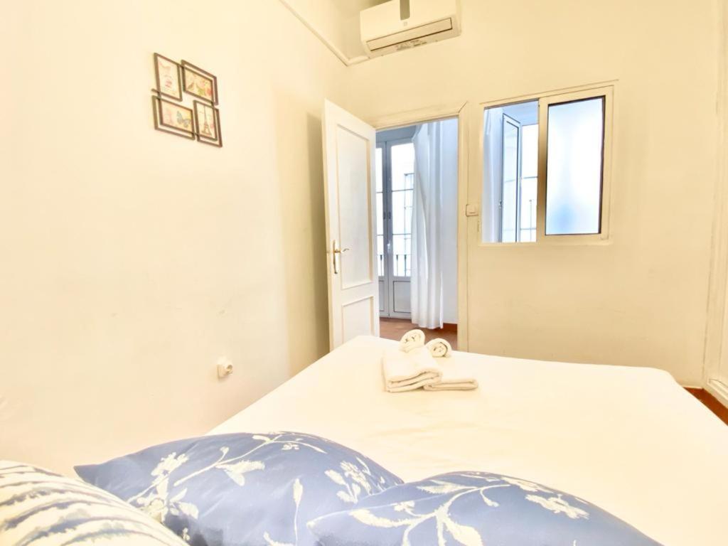 Superb Apartment In Downtown Of Sevilla ,Parking Optional, Top !! Bagian luar foto