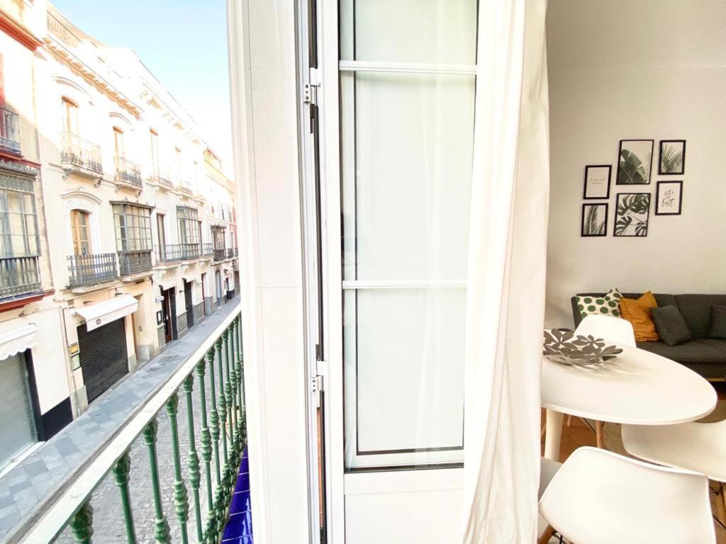 Superb Apartment In Downtown Of Sevilla ,Parking Optional, Top !! Bagian luar foto
