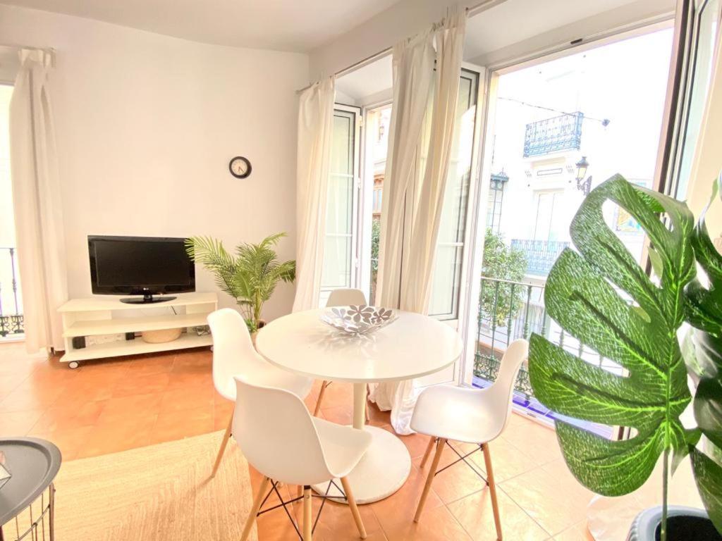 Superb Apartment In Downtown Of Sevilla ,Parking Optional, Top !! Bagian luar foto